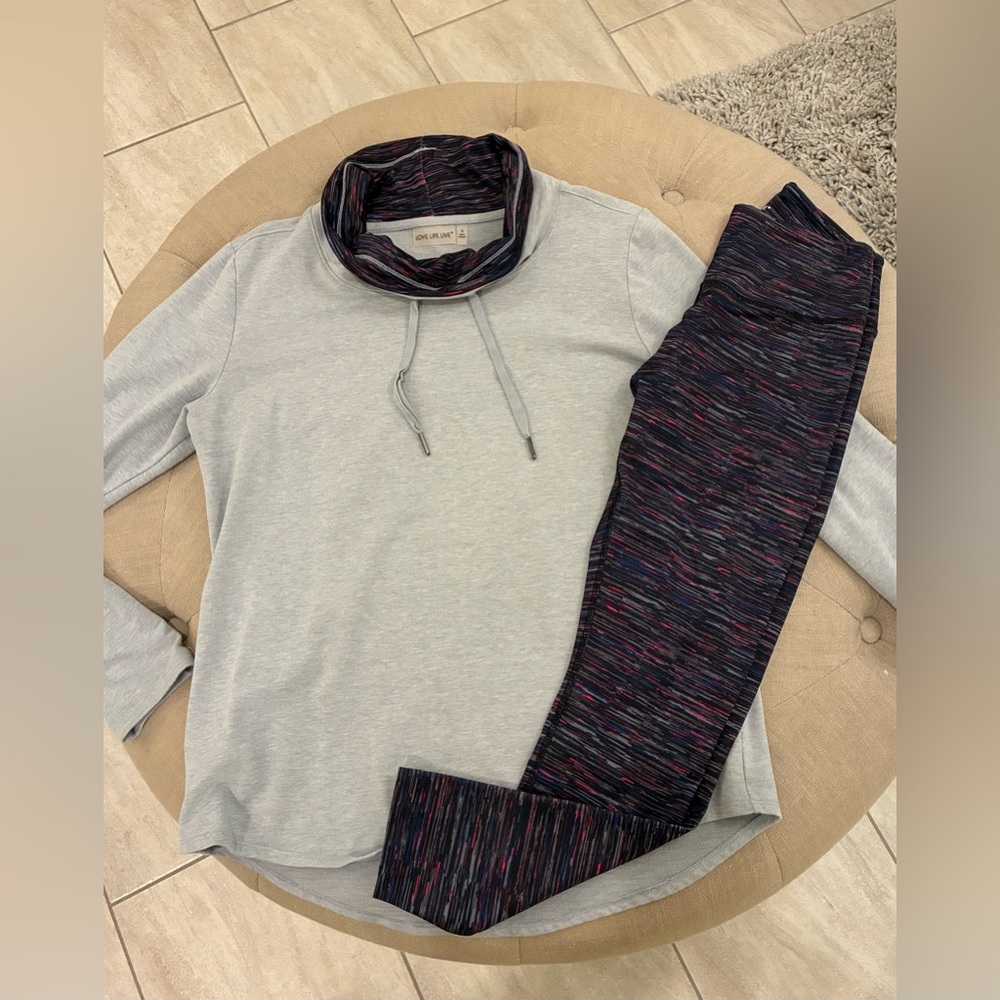 Heather Gray Cowl Neck Top & Space-Dye Legging Set